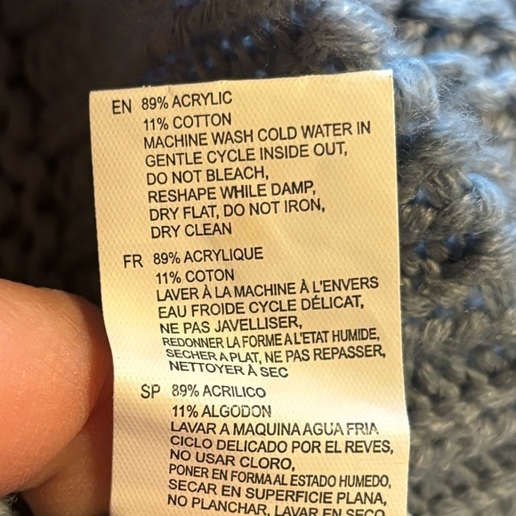 Cloth- Blue Ballon Sleeve knit sweater - Picture 7 of 7